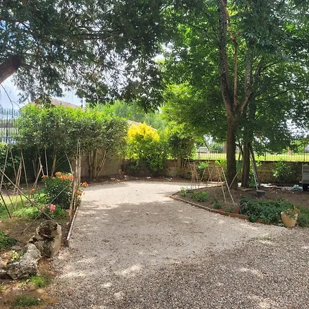 La Du Portail Bed & Breakfast Le Passage (Lot-et-Garonne)